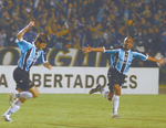 2003.05.08 - Copa Libertadores - Grêmio 3 x 0 Olimpia - Foto 02.png