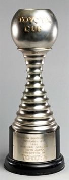 Troféu Toyota Cup de 1983, conquistado pelo Grêmio.