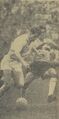1961.05.01 - Amistoso - Seleção de Cracóvia 1 x 1 Grêmio - Lance da Partida 1.jpg