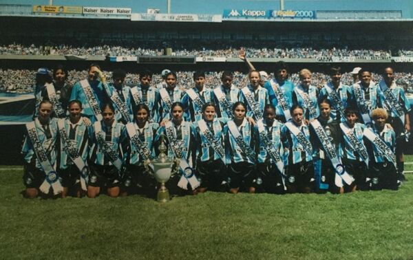 Grêmio Campeão do Campeonato Gaúcho de Futebol Feminino de 2000