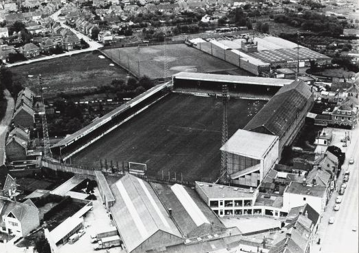 Arquivo:Estádio Albert Dyserynck.png