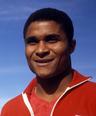 Arquivo:Eusébio da Silva Ferreira.png