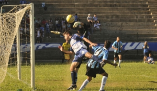 Arquivo:2013.01.20 - Grêmio 3 x 1 São Bento (Sub-15).foto1.png