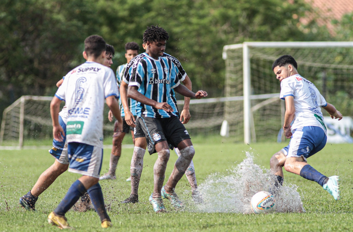 Arquivo:2023.09.23 - Aimoré 0 x 6 Grêmio (Sub-15).foto1.png