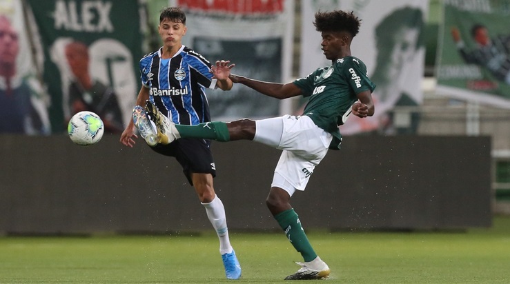 Arquivo:2020.10.31 - Palmeiras 0 x 3 Grêmio (Sub-17) - imagem jogo.jpg
