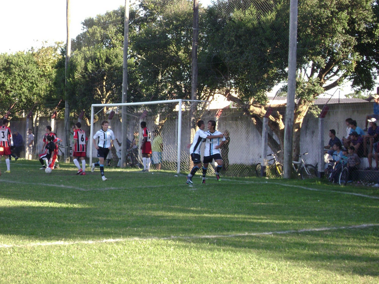 Arquivo:2010.05.01 - Sul Brasileiro 1 x 3 Grêmio (Sub-17).foto.png