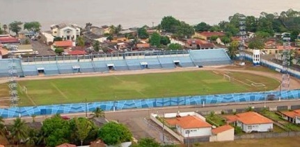 Arquivo:Estádio Aluízio Ferreira de Oliveira.jpg