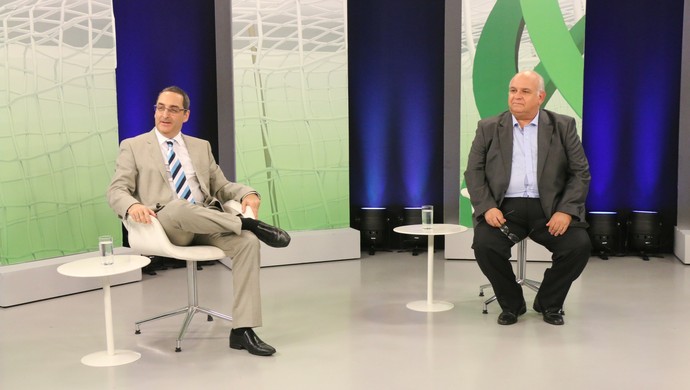 Arquivo:Homero Bellini e Romildo Bolzan em estúdio para o debate.jpg