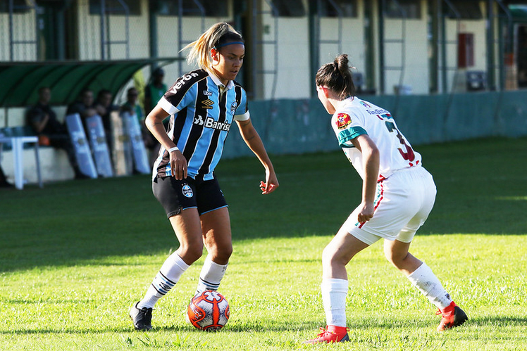 Arquivo:2019.11.15 - Grêmio (feminino) 4 x 2 Brasil de farroupilha (feminino).4.png