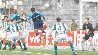 Arquivo:2004.04.24 - Juventude 1 x 1 Grêmio - Foto.png