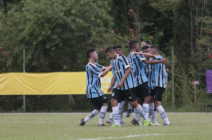 Arquivo:2019.01.22 - Grêmio 4 x 0 Goiás (Sub-15).2.png
