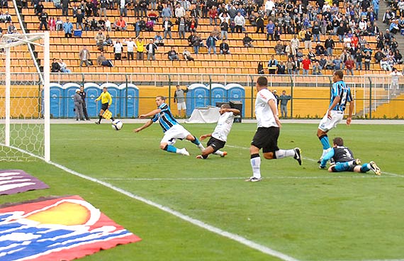 Arquivo:2009.10.10 - Corinthians 2 x 1 Grêmio.2.jpg