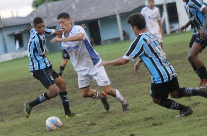 Arquivo:2019.01.19 - Grêmio 3 x 1 Liverpool-URU (Sub-17) - imagem jogo.jpg