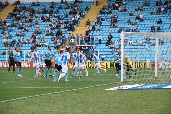 Arquivo:2011.09.25 - Avaí 1 x 2 Grêmio.jpg