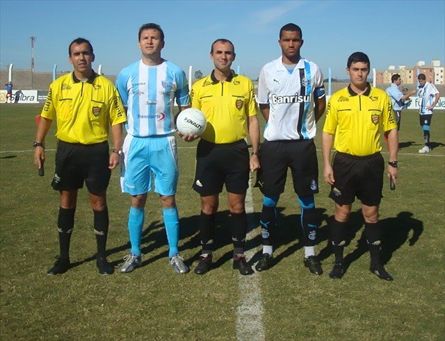 Arquivo:2008.09.14 - Novo Hamburgo 3 x 2 Grêmio (B).2.jpg