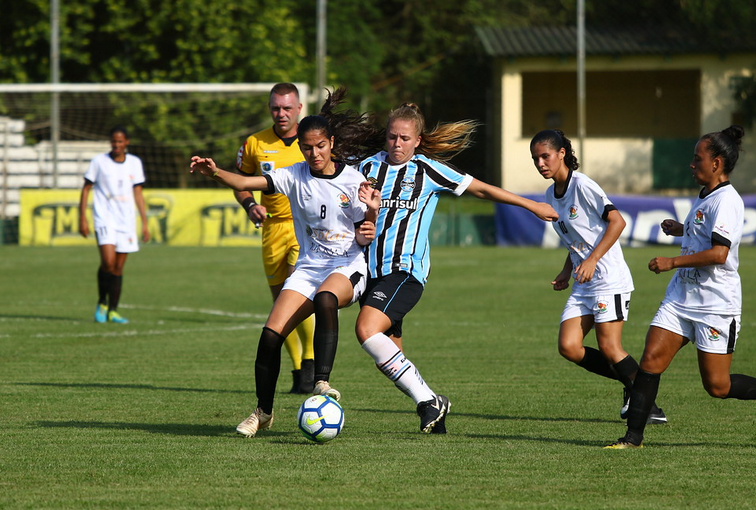 Arquivo:2019.04.13 - Grêmio (feminino) 7 x 0 Moreninhas (feminino).2.png