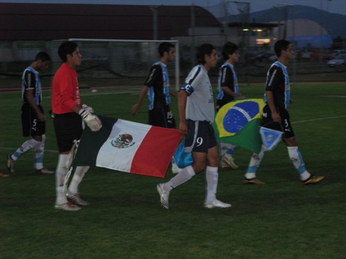 Arquivo:2007.05.24 - Texotlicuauhtollo 0 x 7 Grêmio (Sub-20).1.jpg