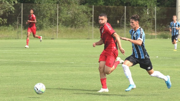 Arquivo:2020.11.18 - Grêmio 1 x 2 Atlético-PR (Sub-17) - imagem jogo.jpg