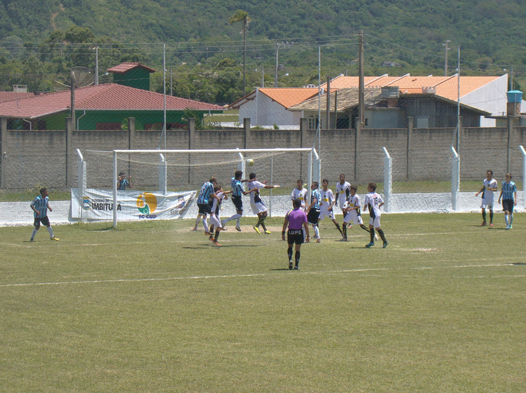 Arquivo:2011.12.04 - Grêmio 1 x 1 Volta Redonda (Sub-16).1.png