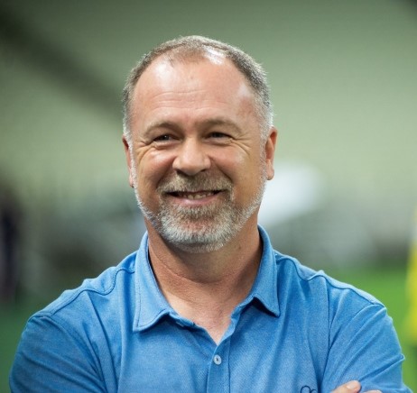 Arquivo:Luiz Antônio Venker Menezes.jpg