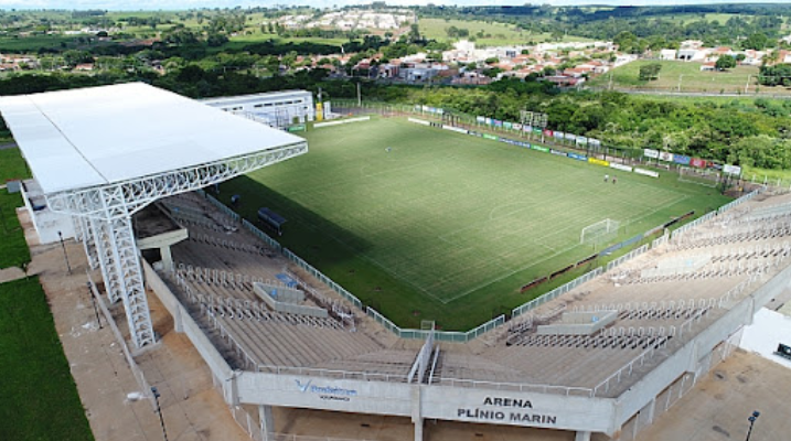 Arquivo:Arena Plínio Marin.png