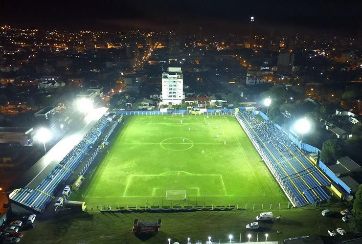 Arquivo:Estádio Anilado.jpg