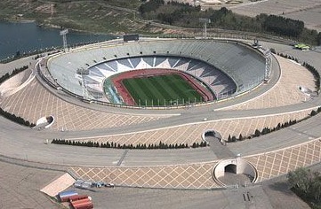 Arquivo:Estádio Azadi.jpg