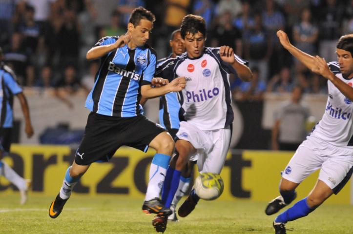 Arquivo:2011.01.21 - Grêmio 2 x 1 São José.jpg