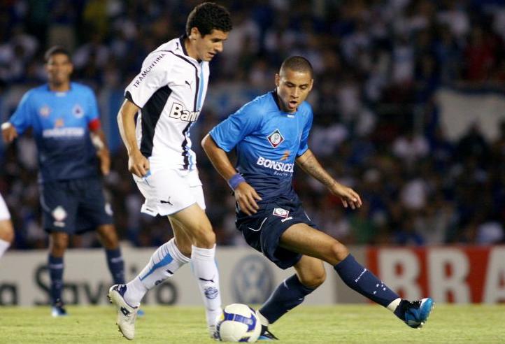 Arquivo:2009.11.14 - Cruzeiro 1 x 1 Grêmio.jpg