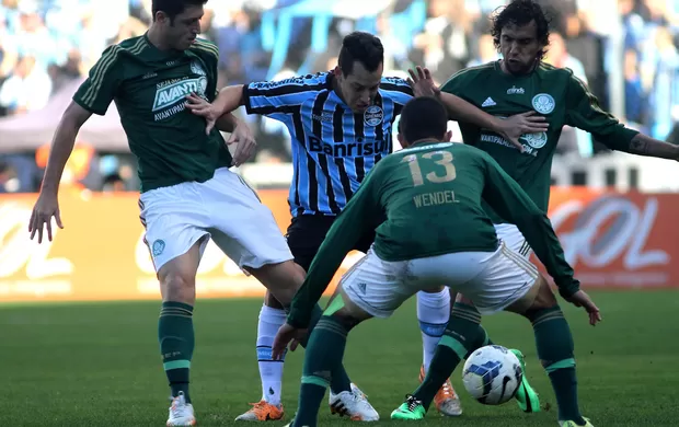 Arquivo:2014.06.01 - Grêmio 0 x 0 Palmeiras - Foto.png