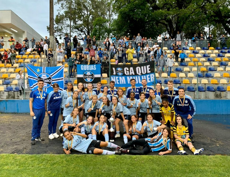 Arquivo:2019.10.27 - Internacional 4 x 0 Grêmio (Sub-14 feminino).foto1.png