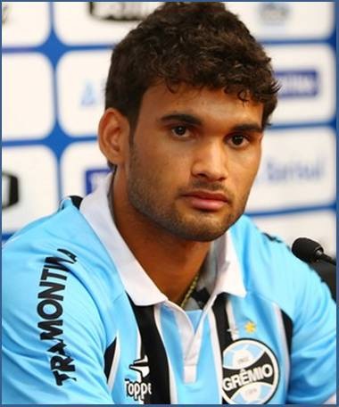 Arquivo:Cards Willian José.jpg
