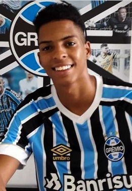 Arquivo:Fábio Vitor Antônio Azevedo Pires.jpg