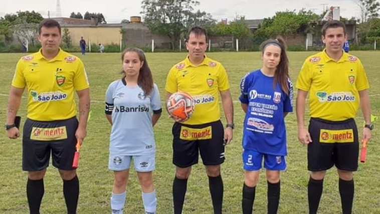 Arquivo:2019.10.13 - João Emílio 0 x 12 Grêmio (Sub-14 feminino).foto1.png