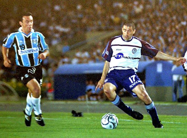 Arquivo:Grêmio 0x0 Talleres - Foto 01.jpg