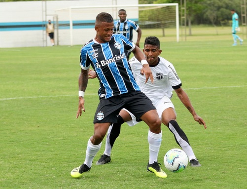 Arquivo:2020.11.30 - Grêmio 3 x 2 Ceará (B) - imagem jogo.jpg