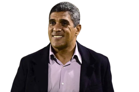 Arquivo:Paulo Silas do Prado Pereira Treinador.png