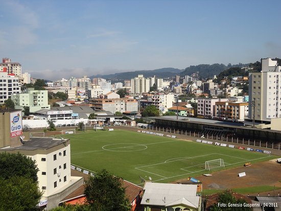 Arquivo:Estádio Domingos Machado de Lima.jpg