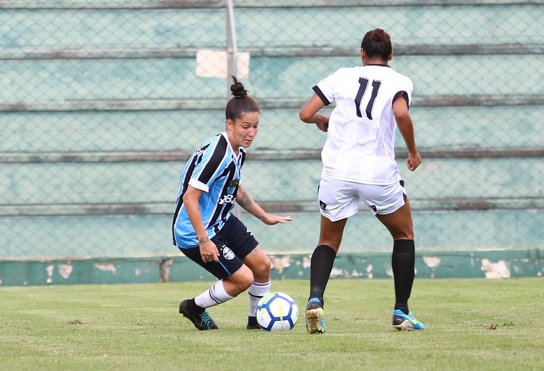 Arquivo:2019.04.13 - Grêmio (feminino) 7 x 0 Moreninhas (feminino).4.png
