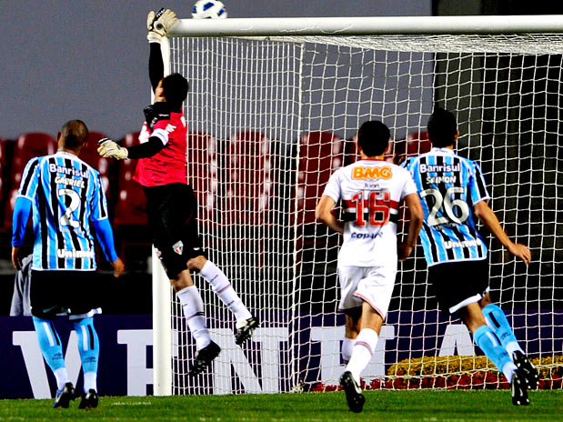 Arquivo:2011.06.11 - São Paulo 3 x 1 Grêmio.1.jpg