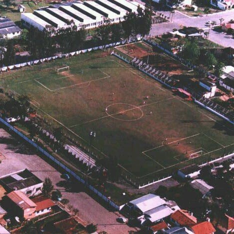 Arquivo:Estádio das Cabriúvas.jpg