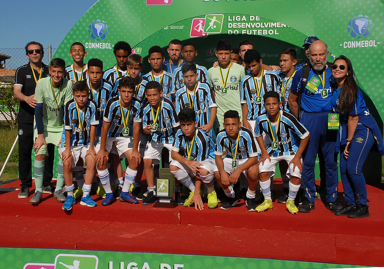 Arquivo:2019.11.16 - Grêmio 3 x 0 Criciúma (Sub-13).foto3.png