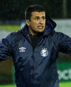 Arquivo:Douglas Rodrigues.jpg