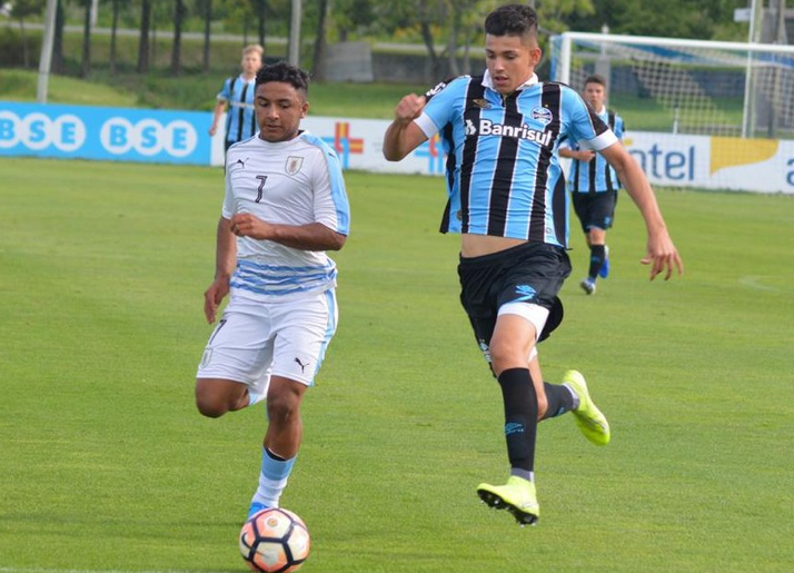 Arquivo:2019.11.06 - Seleção Uruguaia 1 x 1 Grêmio (Sub-16).1.png