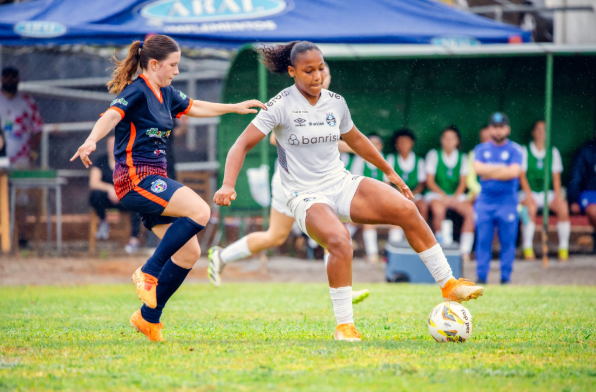 Arquivo:2024.11.02 - ADERGS 1 x 7 Grêmio (Sub-17 Feminino).foto1.png