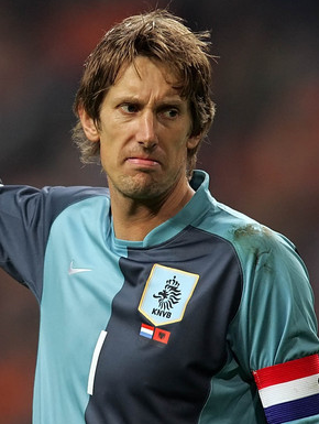 Arquivo:Edwin van der Sar.png