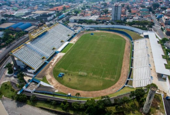 Arquivo:Estádio Bruno José Daniel.jpg
