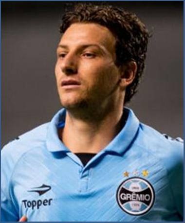 Arquivo:Cards Elano.jpg