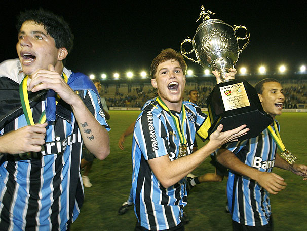Arquivo:2008.12.21 - Grêmio 2 x 1 Sport (Sub-20).3.jpg