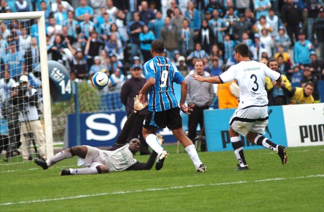 Arquivo:2007.09.02 - Grêmio 3 x 0 Botafogo.2.jpg